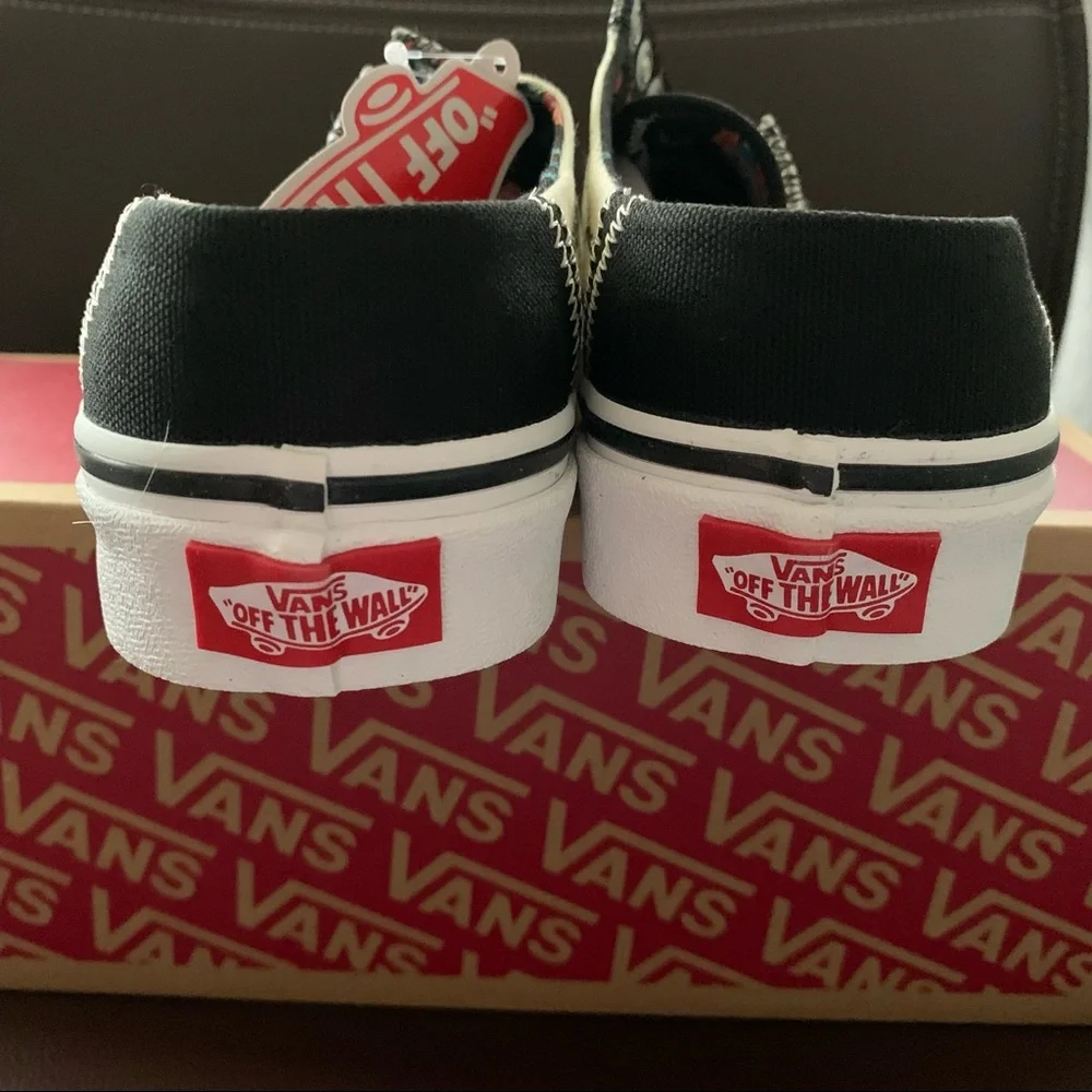 New Vans Old Skool Mule Outside In Floral - Picture 2 of 5